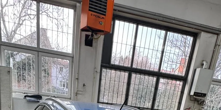 Péče o váš vůz: čištění klimatizace, interiéru, renovace světlometů i strojní leštění