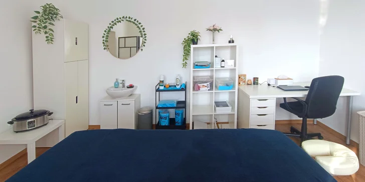 Hodinová masáž podle výběru ze 4 druhů nebo 30min. maderoterapie obličeje
