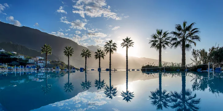 Letecky na Madeiru: hotel Montemar Palace**** kousek od oceánu, polopenze, bazén