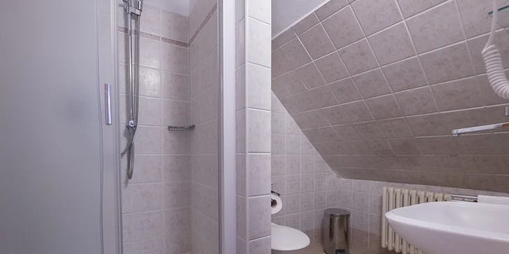 Pobyt v Telči v hotelu na náměstí: všední dny i víkendy, polopenze, víno i káva