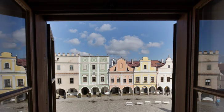 Pobyt v Telči v hotelu na náměstí: všední dny i víkendy, polopenze, víno i káva