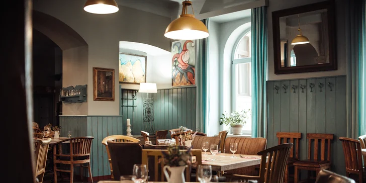 Český ráj to na pohled: hotel v historickém centru Mladé Boleslavi, snídaně, výlety