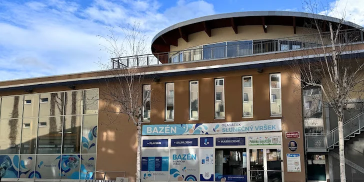 Pronájem vyhřívaného bazénu až pro 25 osob i v balíčku s finskou saunou