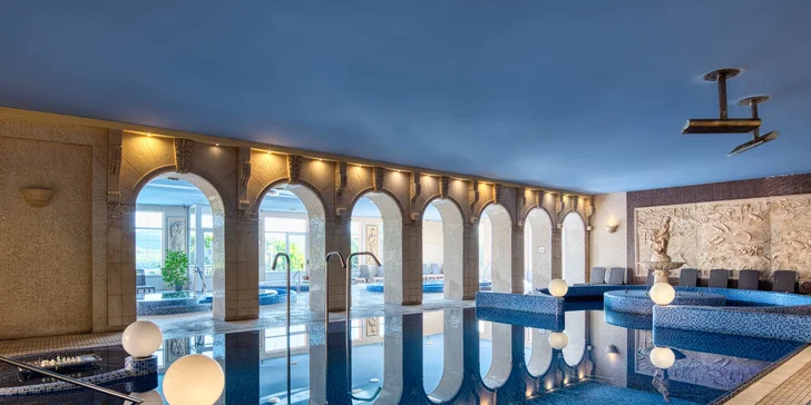 Relax u Ostřihomi: polopenze, wellness s bazény a saunami, Xbox herna i welcome drink