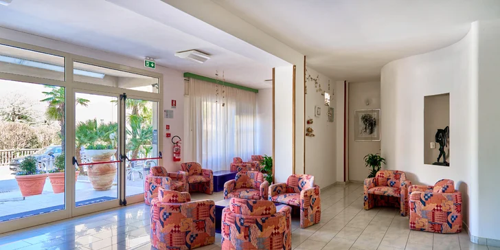Italské prázdniny v letovisku Lido di Savio: 3* hotel 70 metrů od pláže, plná penze
