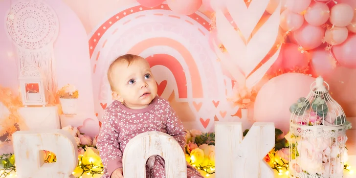 Focení v ateliéru či exteriéru: portrét, rodinné či těhotenské fotky i newborn