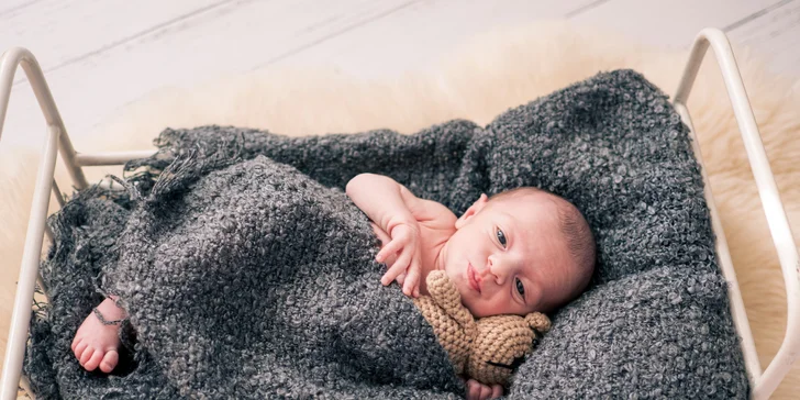 Focení v ateliéru či exteriéru: portrét, rodinné či těhotenské fotky i newborn