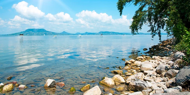 Relax u Balatonu: hotel, wellness, snídaně či polopenze, výlety po vinařské oblasti