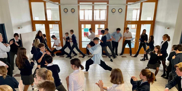 90minutová lekce Tai Chi na střeše: kurz pro začátečníky i pokročilé