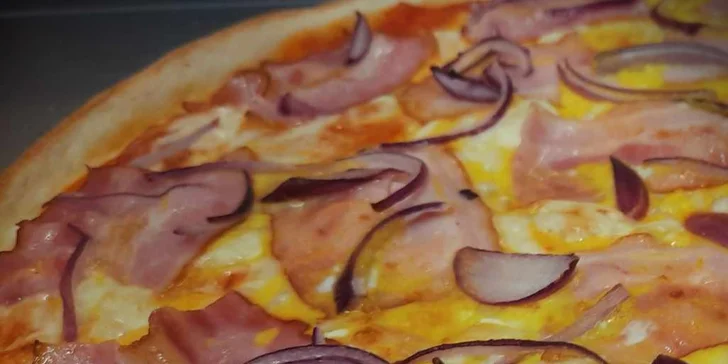 Až 2 pizzy podle výběru z 9 druhů na odnos s sebou nebo rozvoz