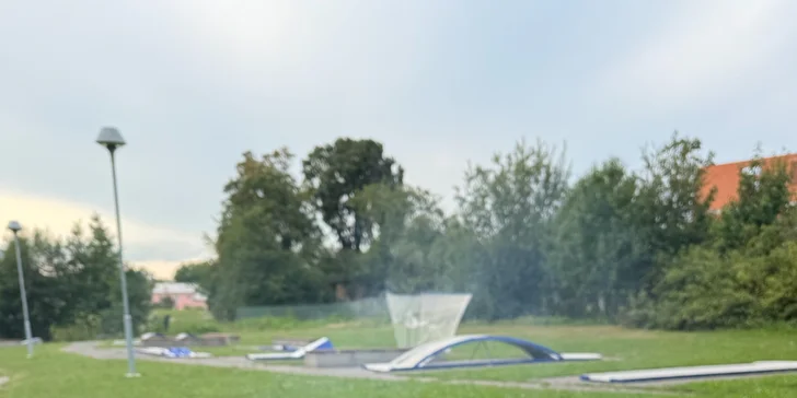 Minigolf pro dva, čtyřčlennou rodinu i partu 10 lidí: časově neomezená hra