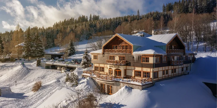 Parádní pobyt v horském hotelu ve Špindlerově Mlýně s wellness i polopenzí