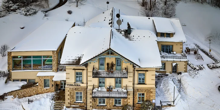 Pobyt v Janských Lázních s polopenzí i neomezeným vstupem do wellness