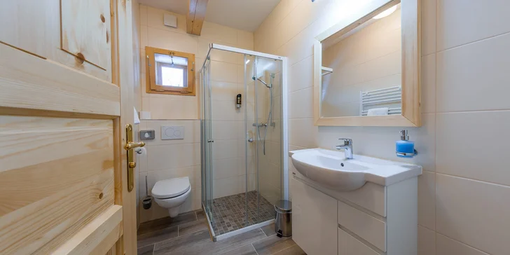 Tradiční ubytování v Beskydech: krásné apartmány až pro 6 osob a vstup do bazénů