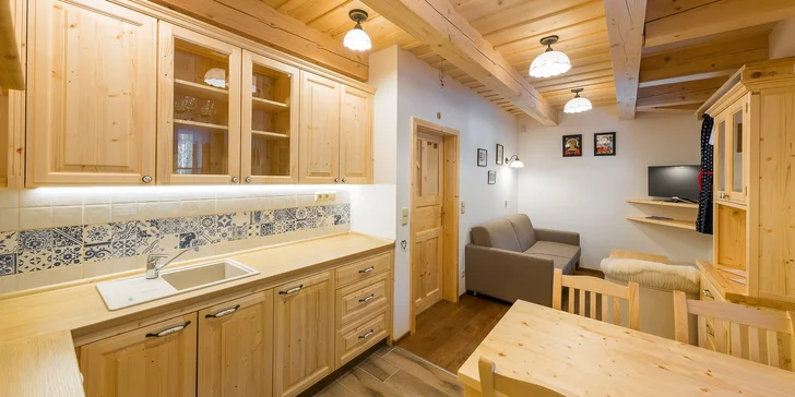 Tradiční ubytování v Beskydech: krásné apartmány až pro 6 osob a vstup do bazénů