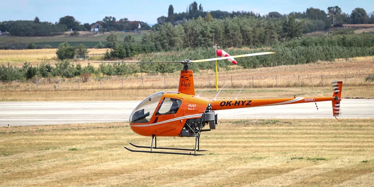 Let vrtulníkem R22 se zkouškou pilotáže v délce 24–60 min. pro 1 osobu