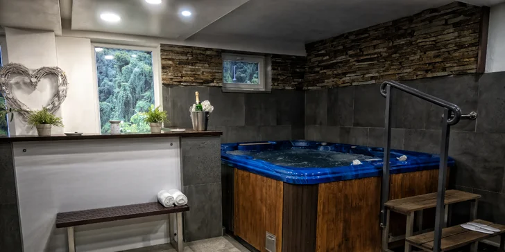 Relax na jihu Čech: neomezený vstup do wellness i masáž a snídaně