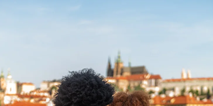 Venkovní focení v Praze: 30-60 minut, až 30 upravených fotografií