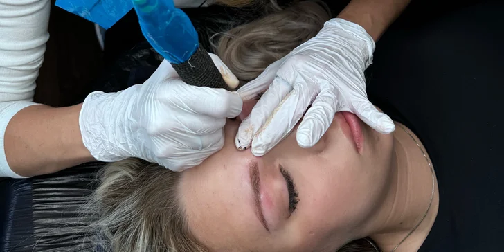 Permanentní make-up: pudrové obočí nebo horní linka i zesvětlení či odstranění