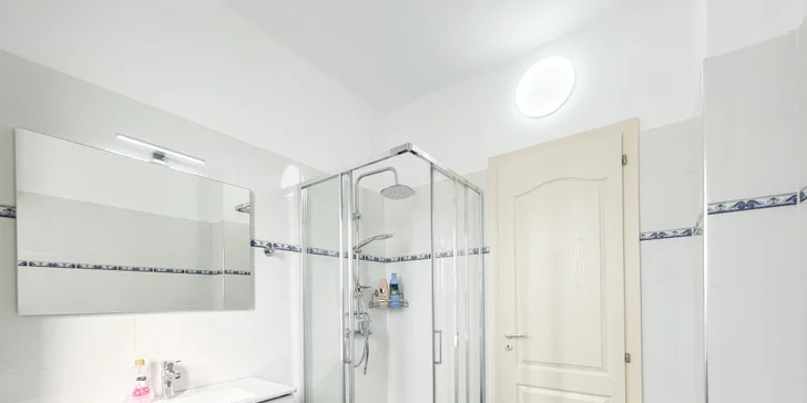 Albánie letecky: 4* apartmán přímo u pláže, letovisko Drač, fakultativní výlety