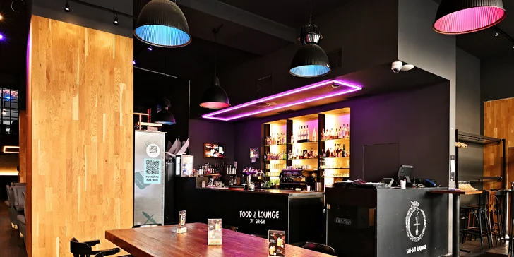 Limonády, koktejly a poke bowl s shishou či asijské menu pro dva na Vinohradech