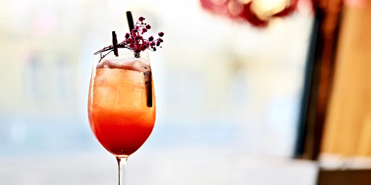 Limonády, koktejly a poke bowl s shishou či asijské menu pro dva na Vinohradech