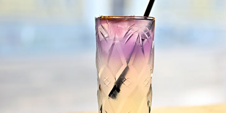 Limonády, koktejly a poke bowl s shishou či asijské menu pro dva na Vinohradech