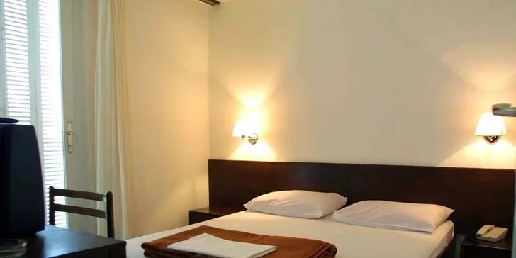 Chorvatská dovolená na ostrově Krk: polopenze, hotel 50 m od moře, sportovní aktivity