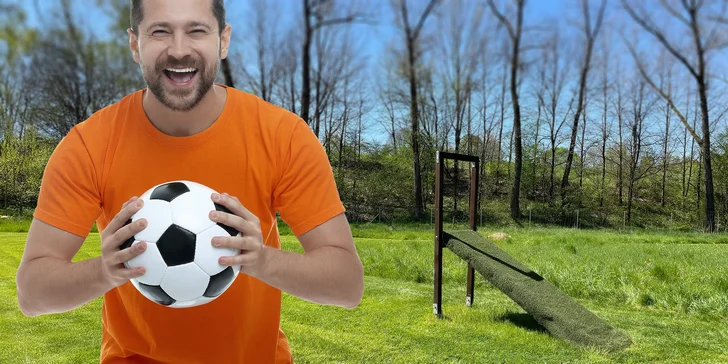 Vstup na SoccerGolf pro děti i dospělé nebo pronájem hřiště na plážový fotbal