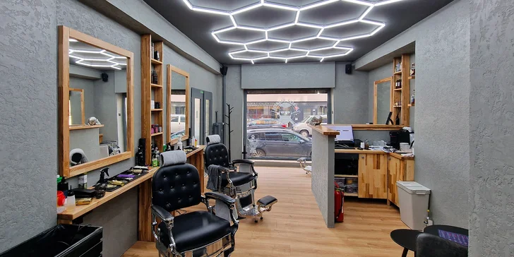 Rebell Barbers v Holešovicích: základní střih, úprava vousů i komplet balíček