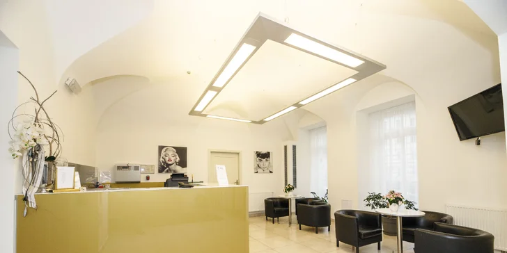 Pobyt v centru Karlových Varů s polopenzí i wellness či předepsanými procedurami