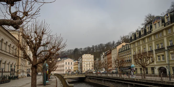 Pobyt v Karlových Varech: polopenze, neomezený wellness i procedury