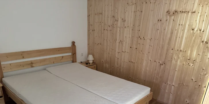 Jihočeský venkov pro páry i rodiny: apartmány s kuchyňkou a herna, 30 km od Třeboně