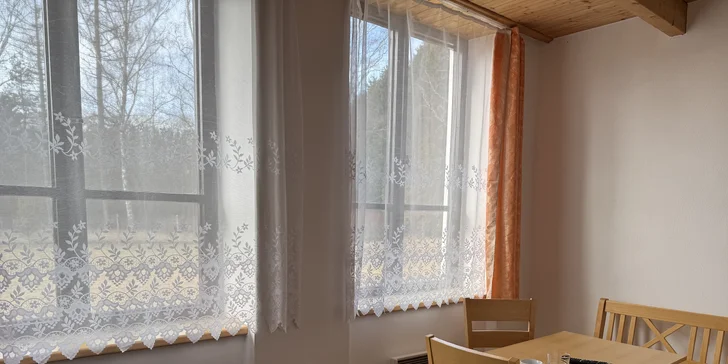 Jihočeský venkov pro páry i rodiny: apartmány s kuchyňkou a herna, 30 km od Třeboně