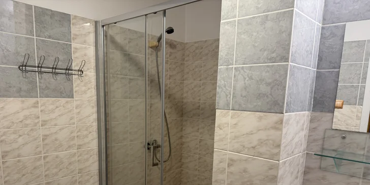 Jihočeský venkov pro páry i rodiny: apartmány s kuchyňkou a herna, 30 km od Třeboně