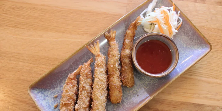 Tříchodové menu pro dva: závitky či krevety, polévka i křupavá kachna nebo restované hovězí