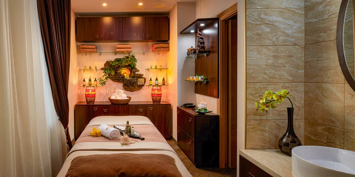 Privátní wellness pro dva: sauna, hydromasážní vana, pití i občerstvení