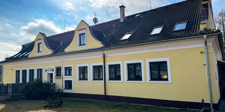 Jihočeský venkov pro páry i rodiny: apartmány s kuchyňkou a herna, 30 km od Třeboně