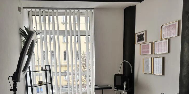 Hloubkové čištění pleti pomocí karbonového peelingu: 1 nebo 3 ošetření