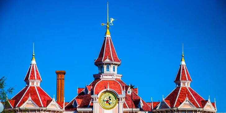 Pohádkový výlet busem pro celou rodinu: den v pařížském Disneylandu, nové atrakce