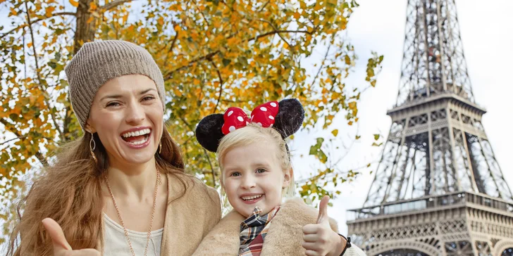 Pohádkový výlet busem pro celou rodinu: den v pařížském Disneylandu, nové atrakce