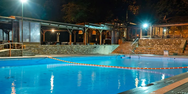 Poznávací zájezd do Řecka: Olymp i Athény, doprava a hotel s polopenzí