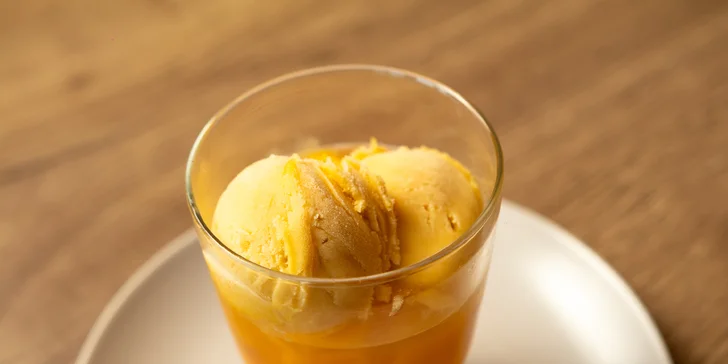 Pomazánka z paprik a tvarohu, mořský vlk a mangový sorbet pro 2 osoby
