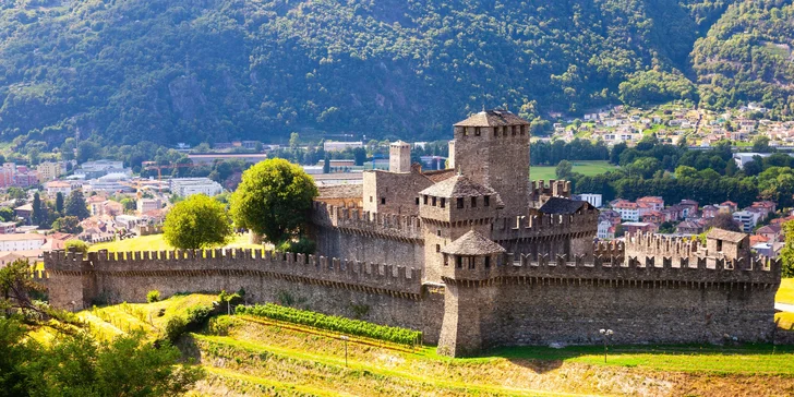 Švýcarské Lugano a Bellinzony s trojicí hradů UNESCO