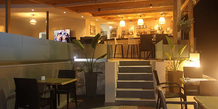Letecký zájezd na Krétu: aparthotel s bazénem, bez stravy, snídaně i polopenze