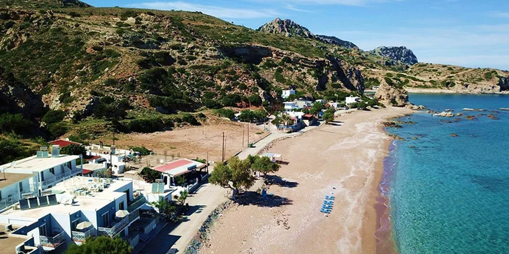 Letecký zájezd na Rhodos: 7 nocí, se stravou nebo bez, 20 m od pláže