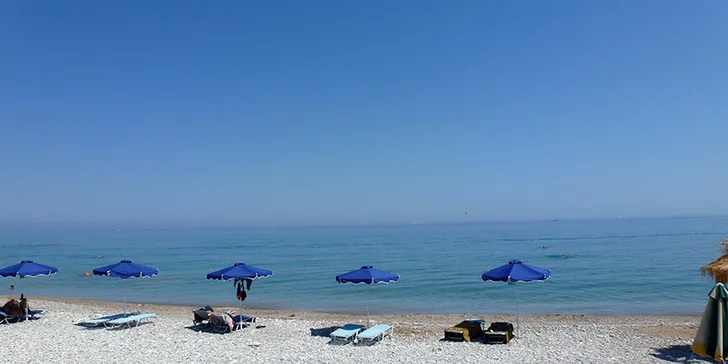 Letecký zájezd na Rhodos: 7 nocí, se stravou nebo bez, 20 m od pláže