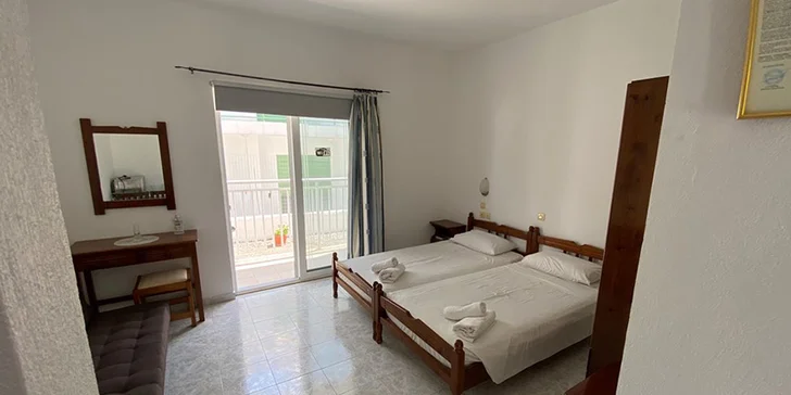 Letecký zájezd na Rhodos: 7 nocí, se stravou nebo bez, 20 m od pláže
