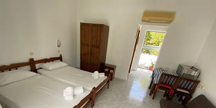 Letecký zájezd na Rhodos: 7 nocí, se stravou nebo bez, 20 m od pláže