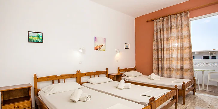 Letecký zájezd na Rhodos: plně vybavená studia Meropi s bazénem jen 250 m od pláže